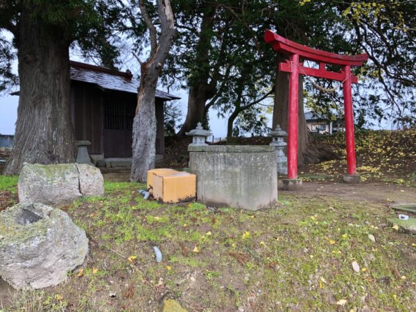 本丸跡の鹿嶋神社