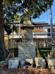 伊達宗清 供養塔